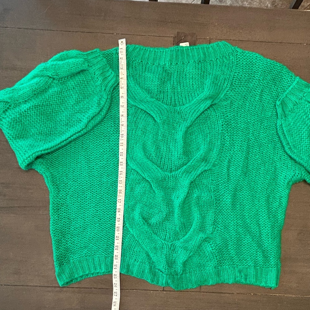Cozy oversized off the shoulder cable knit sweater balloon sleeves green NWT S - Picture 7 of 9